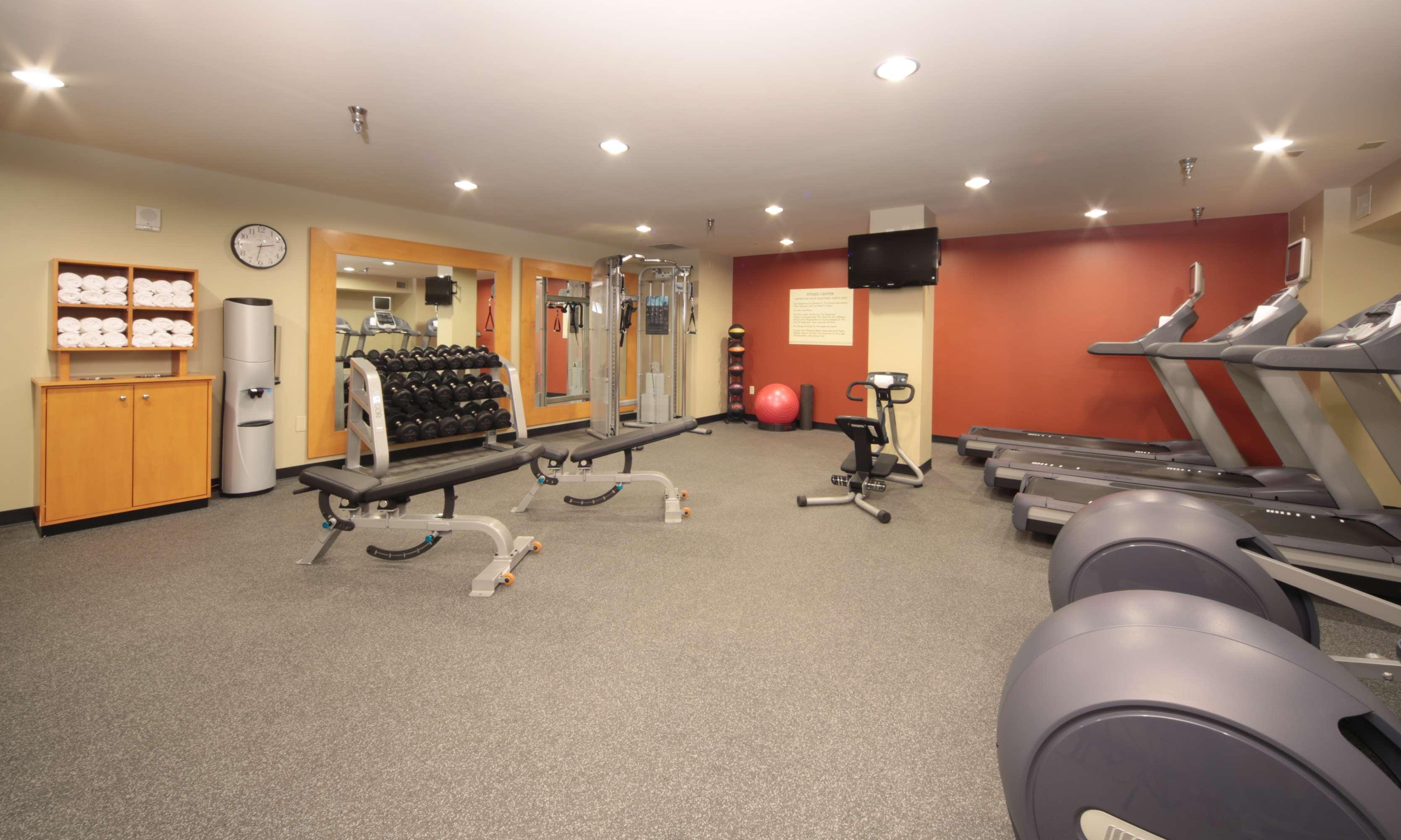 Hilton Garden Inn Pittsburgh University Place Съоръжения снимка