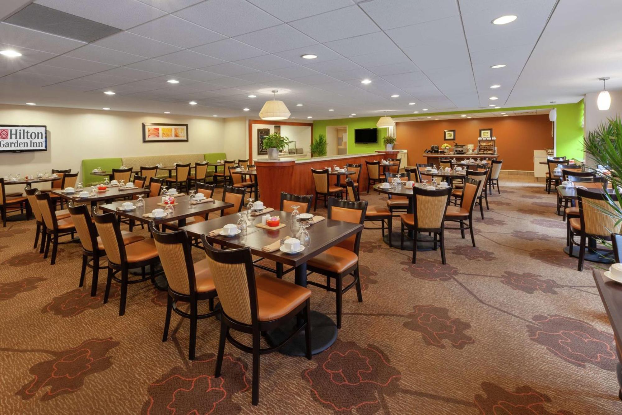 Hilton Garden Inn Pittsburgh University Place Екстериор снимка