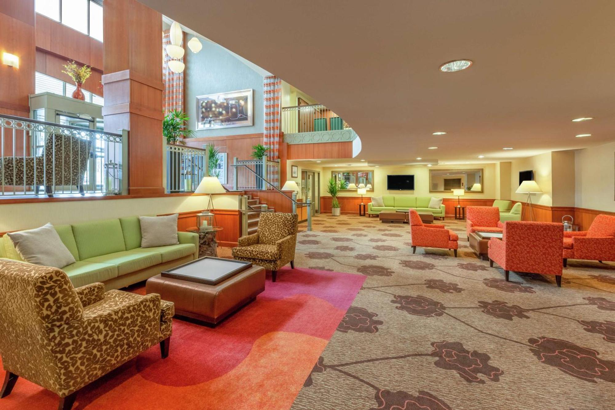 Hilton Garden Inn Pittsburgh University Place Екстериор снимка