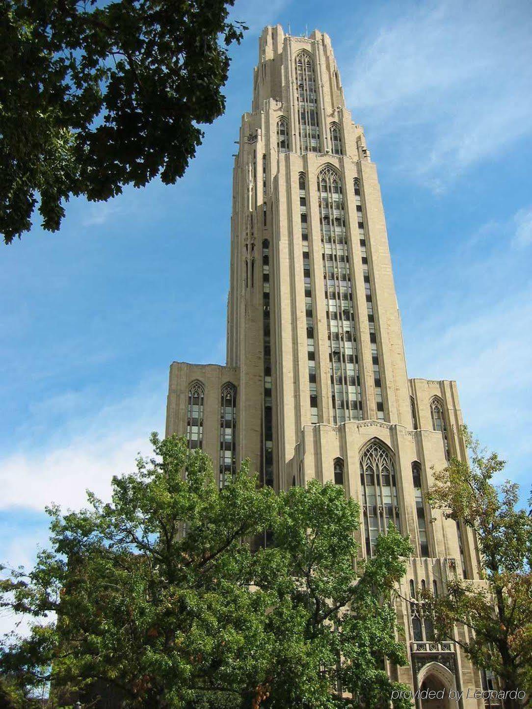 Hilton Garden Inn Pittsburgh University Place Екстериор снимка