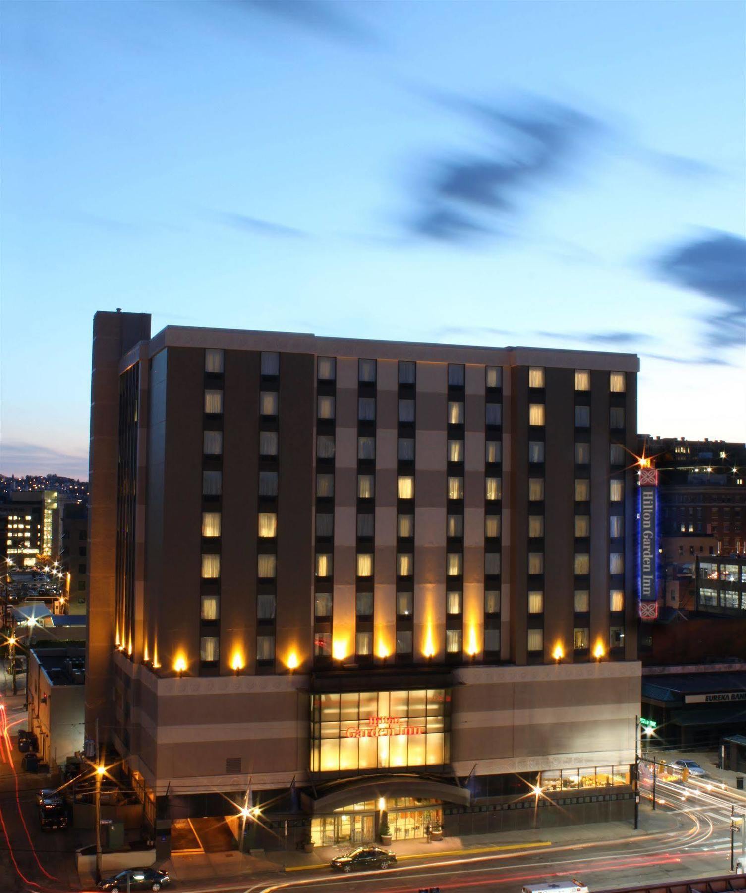 Hilton Garden Inn Pittsburgh University Place Екстериор снимка